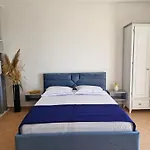 דירה Alma's At