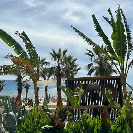 Διαμέρισμα Alma's At Vlorë